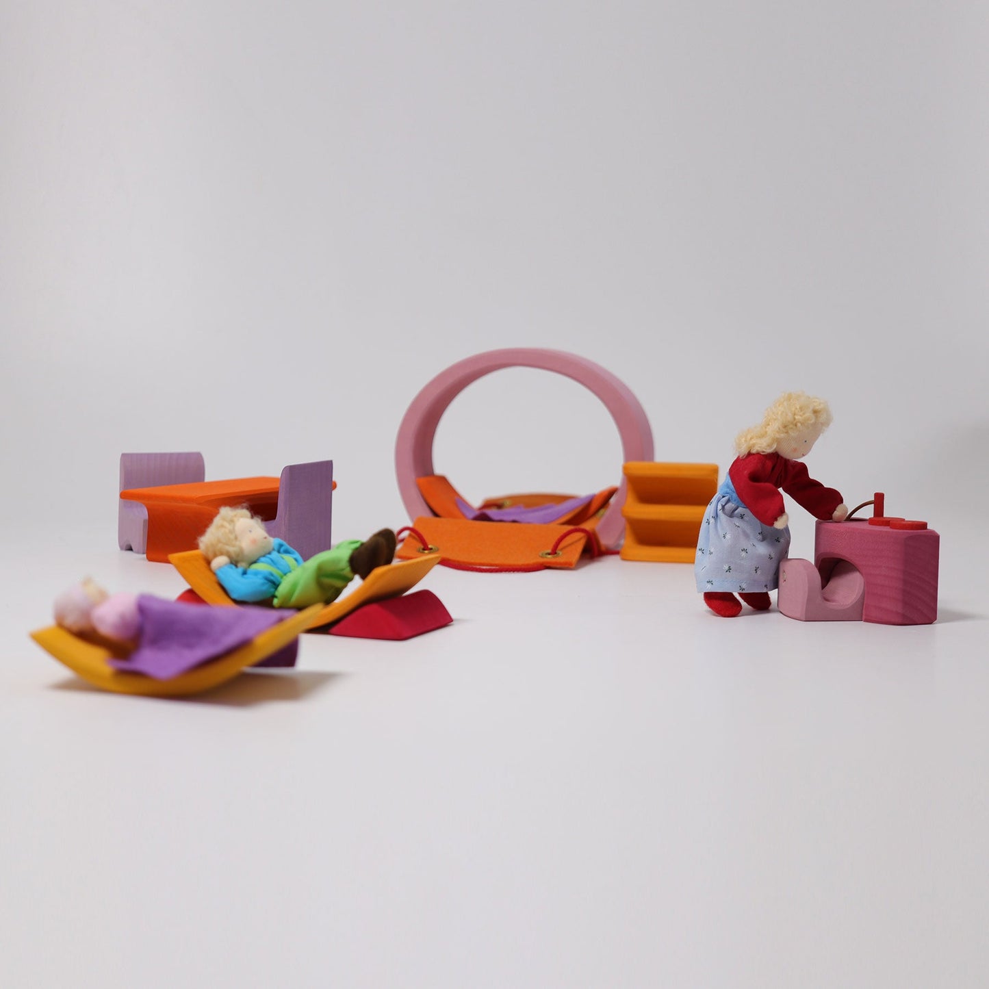 GRIMM´S Rosa-Orangenes Bauhaus Bild 10