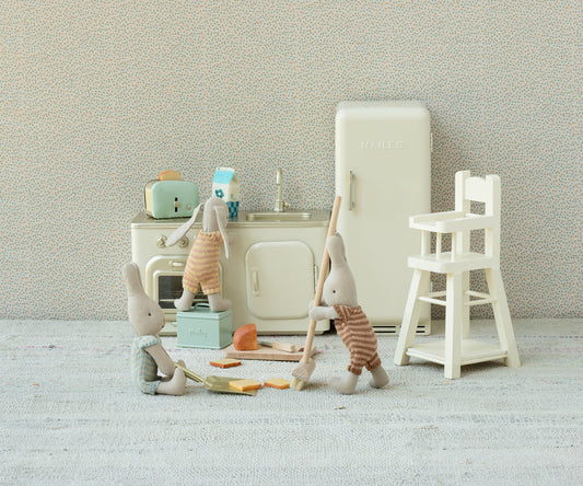 Maileg - Miniatur Brot box mit Schneidebrett und Messer Bild 2