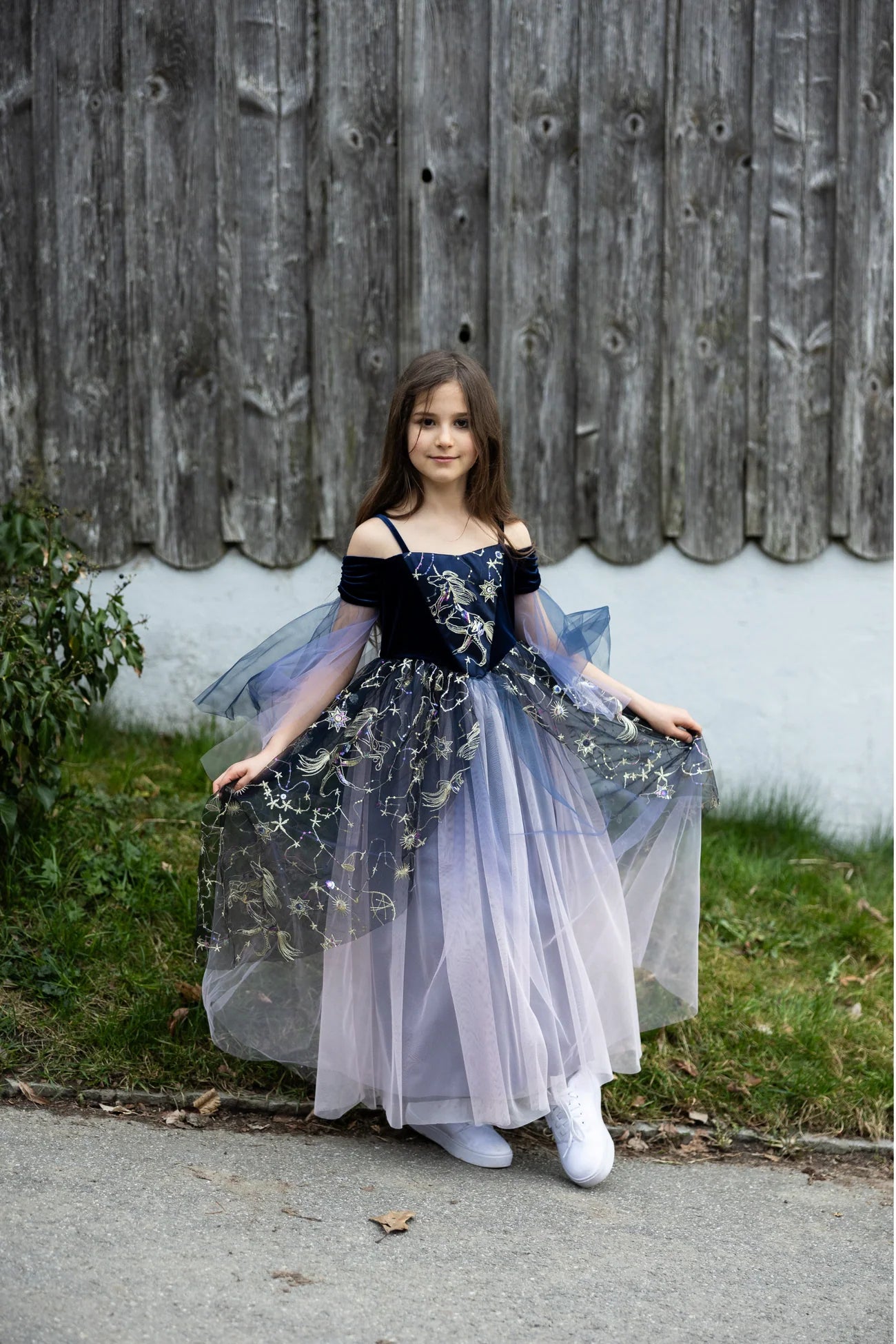 Hexen-Kostüm Twilight Zauberinnen Kleid von Great Pretenders in Dunkelblau mit Sternen-Details
