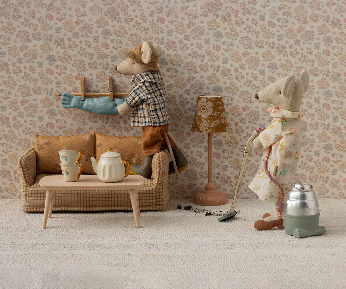 Miniatur-Couch Mable von Maileg für Puppenhaus, beige Polstersofa