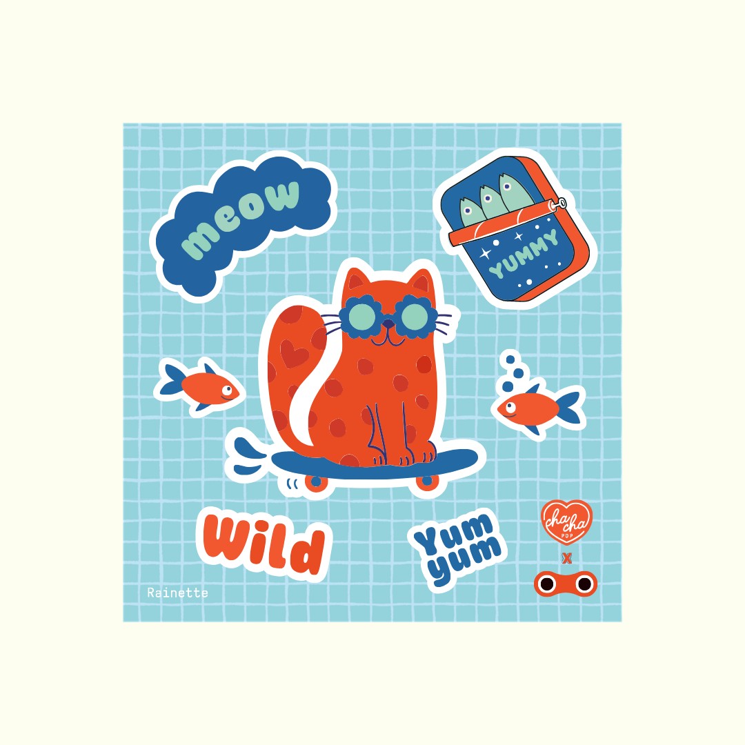 Rainette reflektierende Sticker mit roter Katze, Fischen und Schriftzügen auf hellblauem Gittergrund