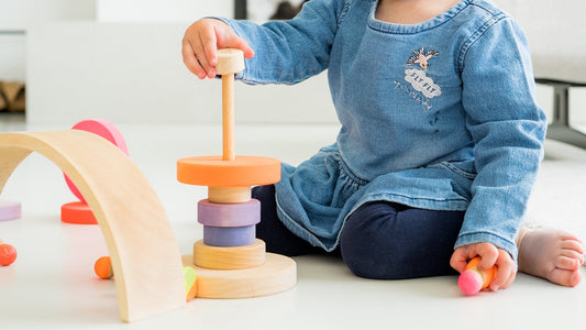 Spielzeug für 1 bis 3 Jährige: Was ist wann wirklich sinnvoll?