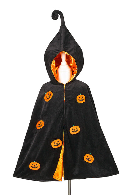 Souza Halloween-Umhang aus schwarzem Stoff mit orangenen Kürbisgesichtern und spitzer Kapuze, Packshot