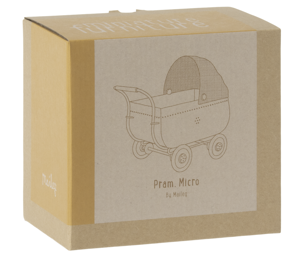 Verpackung des Maileg Kinderwagens Mikro: brauner Karton mit Zeichnung des Wagens