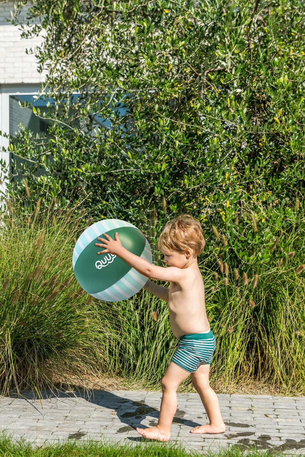 Quut - Beach ball Garden green 30cm - 173526 Beach ball garden green 2