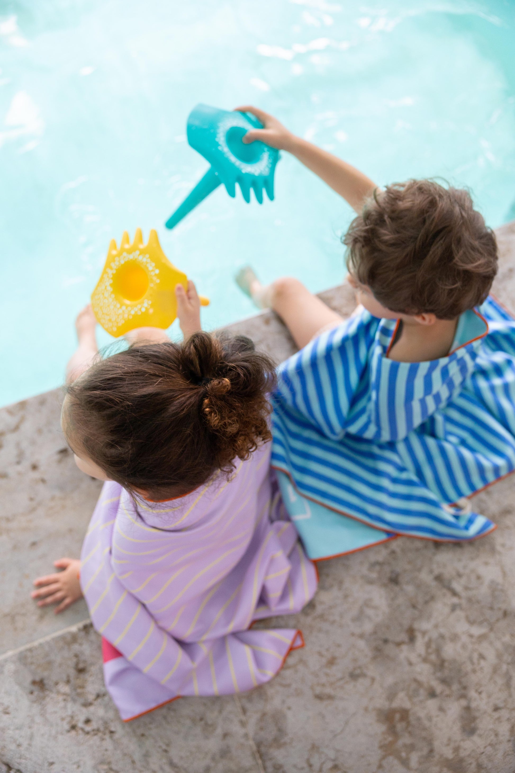 Quut - PlayTowel M - On the road - 174028 PlayTowel M 140 x 70 Road 4
