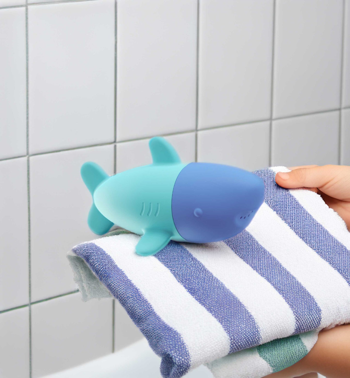 Quut - Squeezi Shark - 174264 Squeezi Shark 4