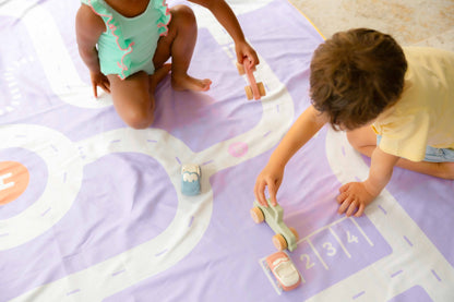 Quut - PlayTowel M - Road - 174646 Play Towel M 140 x 70 Road Lavender 4