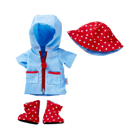 Haba Kleiderset Regenzeit, hellblaue Jacke mit roten Details, roter Punktehut und rote Gummistiefel