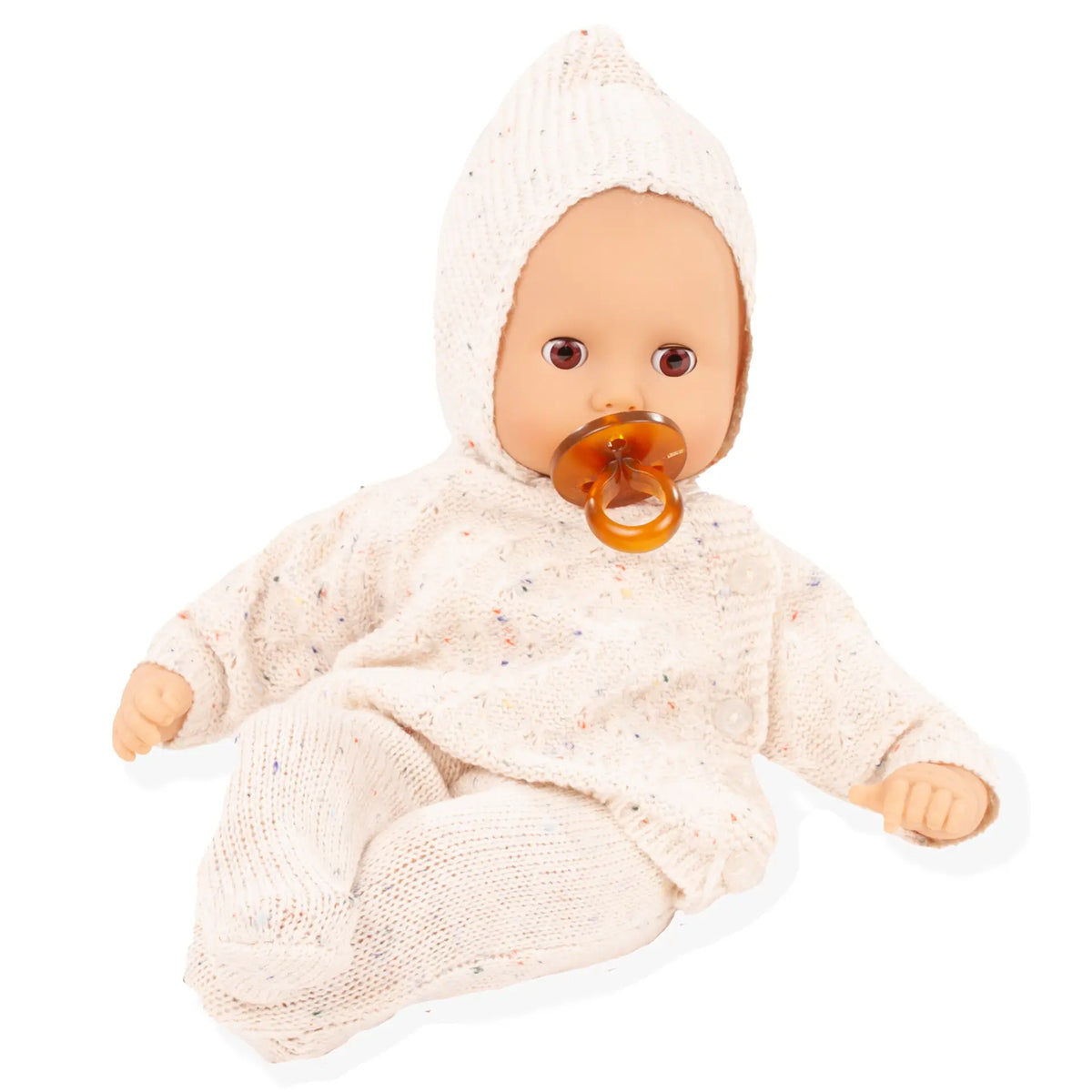 Götz Muffin Baby Alles Strick mit beigem Strickanzug, Mütze und orangefarbenem Schnuller im Mund