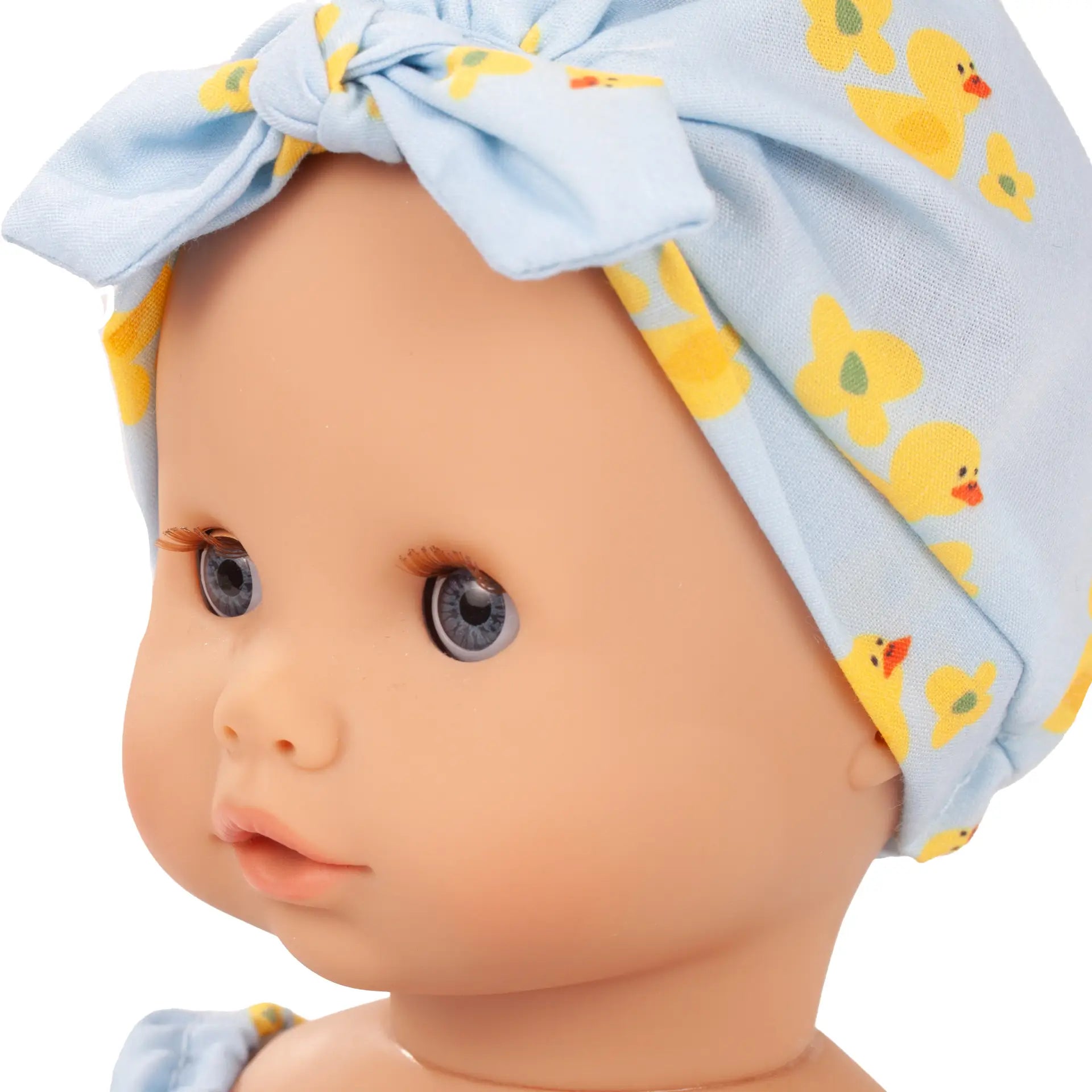 Babypuppe Götz Sleepy Aquini Girl 33 cm mit gelbem Entchen-Outfit und Schlafaugen