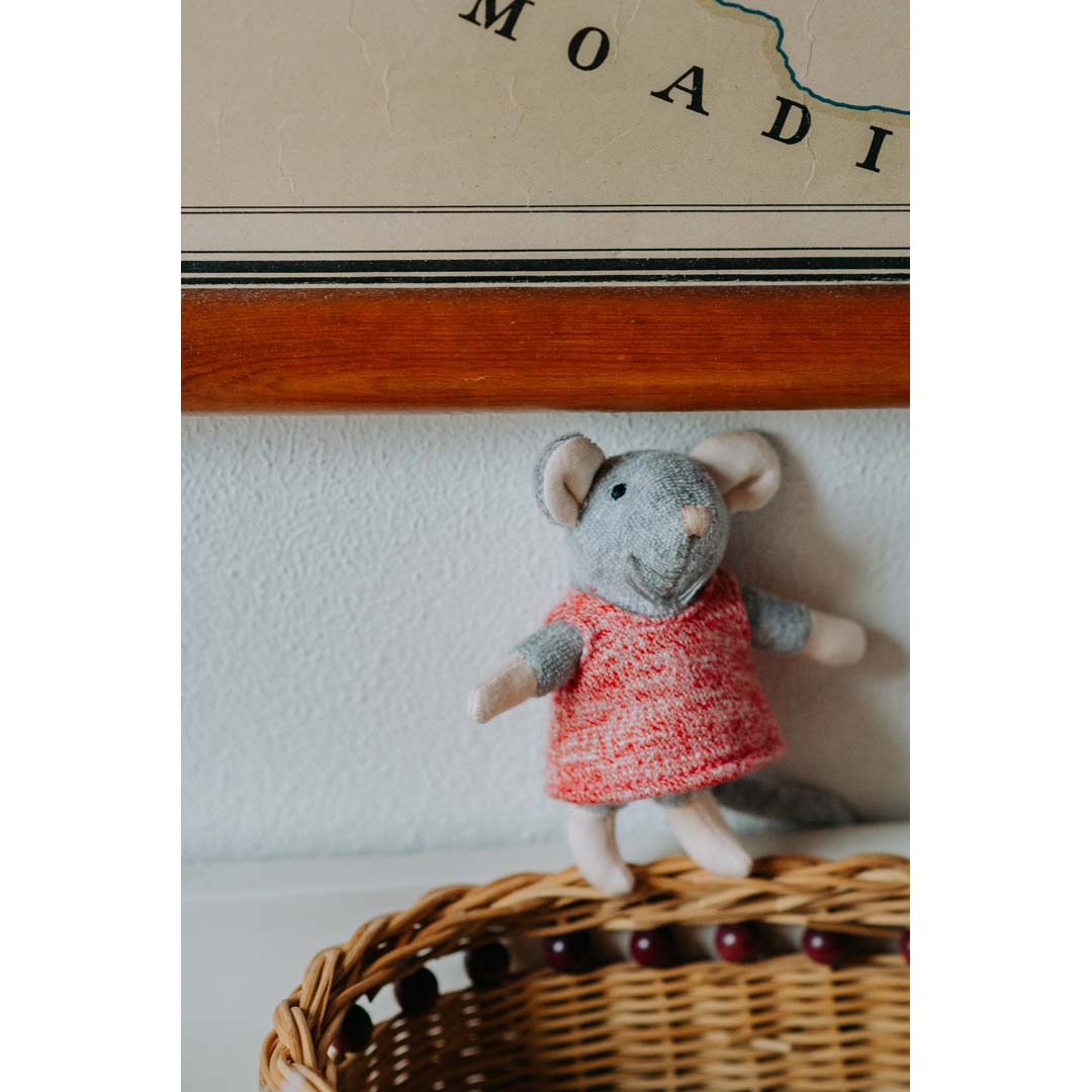Plüsch-Maus Julia von Sam & Julia, 12 cm groß, aus weicher Baumwolle und Polyester