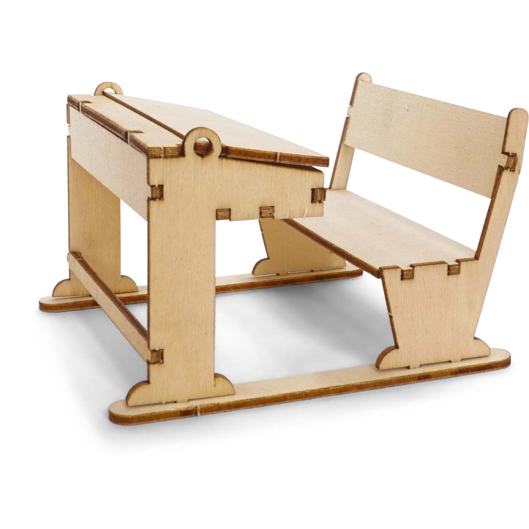 Holz-Baukastenset Klassenzimmer von Sam & Julia mit vorgeschnittenen Teilen für Möbel
