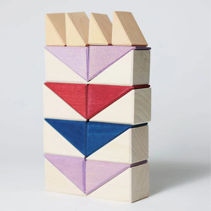 Grimm's Rhythm Baukasten mit geometrischen Holzbausteinen in Natur- und Pastellfarben