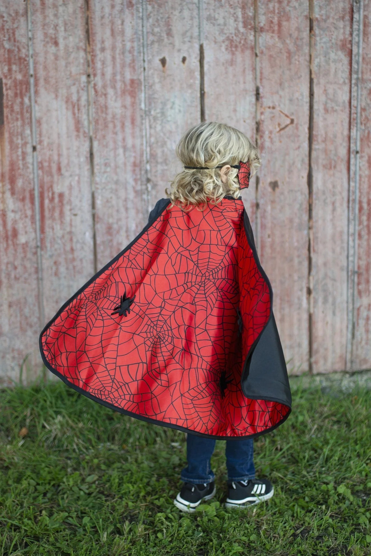 Wendelbares Cape Spider/Bat von Great Pretenders mit Spinnen- und Fledermaus-Design in Größe 92/104