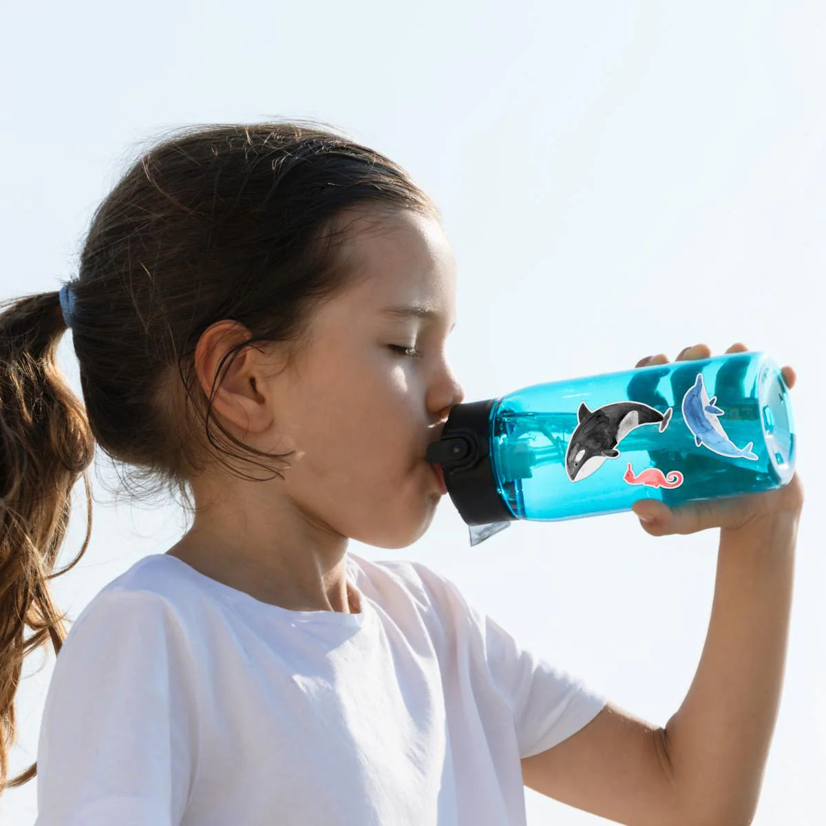Wasserfeste Aufkleber Frau Ottilie Wildes Meer mit bunten Meeresbewohnern und Wellenmotiven