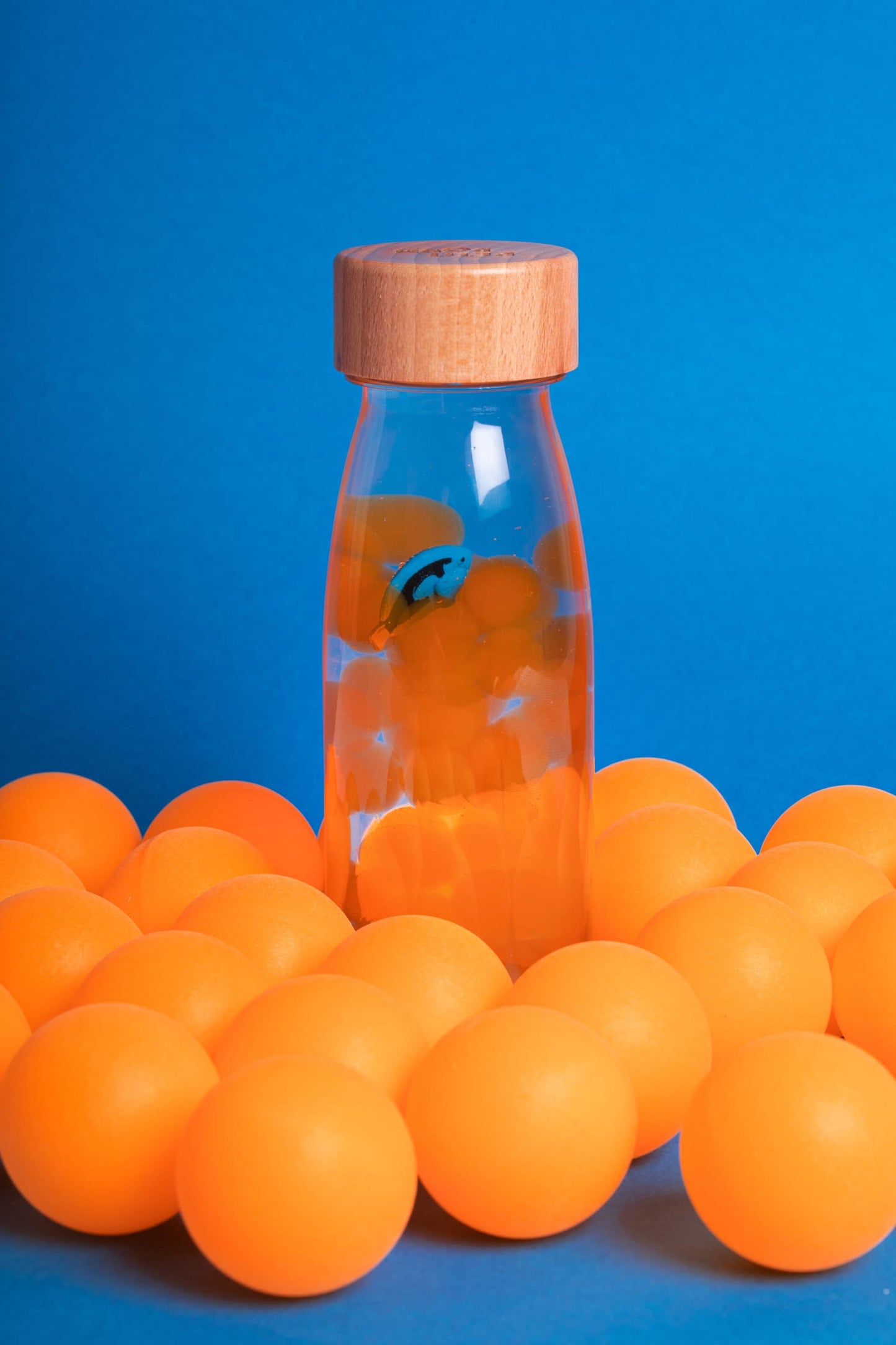 Petit Boum - Sensorikspielzeug Sound Bottle - Blue Tang