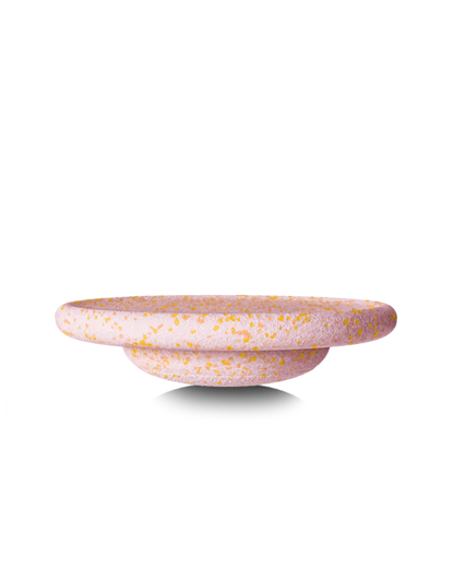 Stapelstein Balance Board spring special petal mit ergonomisch geformter Oberfläche in Pastellrot