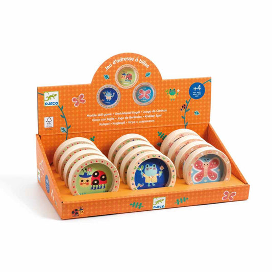 Djeco Display mit neun Mini-Geduldspielen in runden Holzdosen, orangefarbener Verkaufskarton