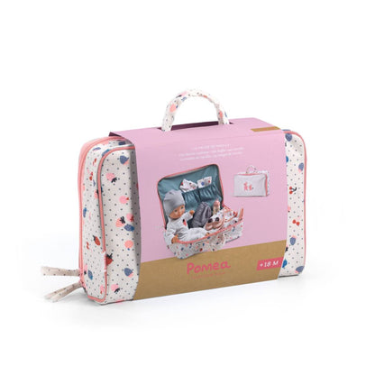 Pomea Puppe Vanille im rosa-weißen Koffer, Packshot mit Griff und Fenster zur Puppe