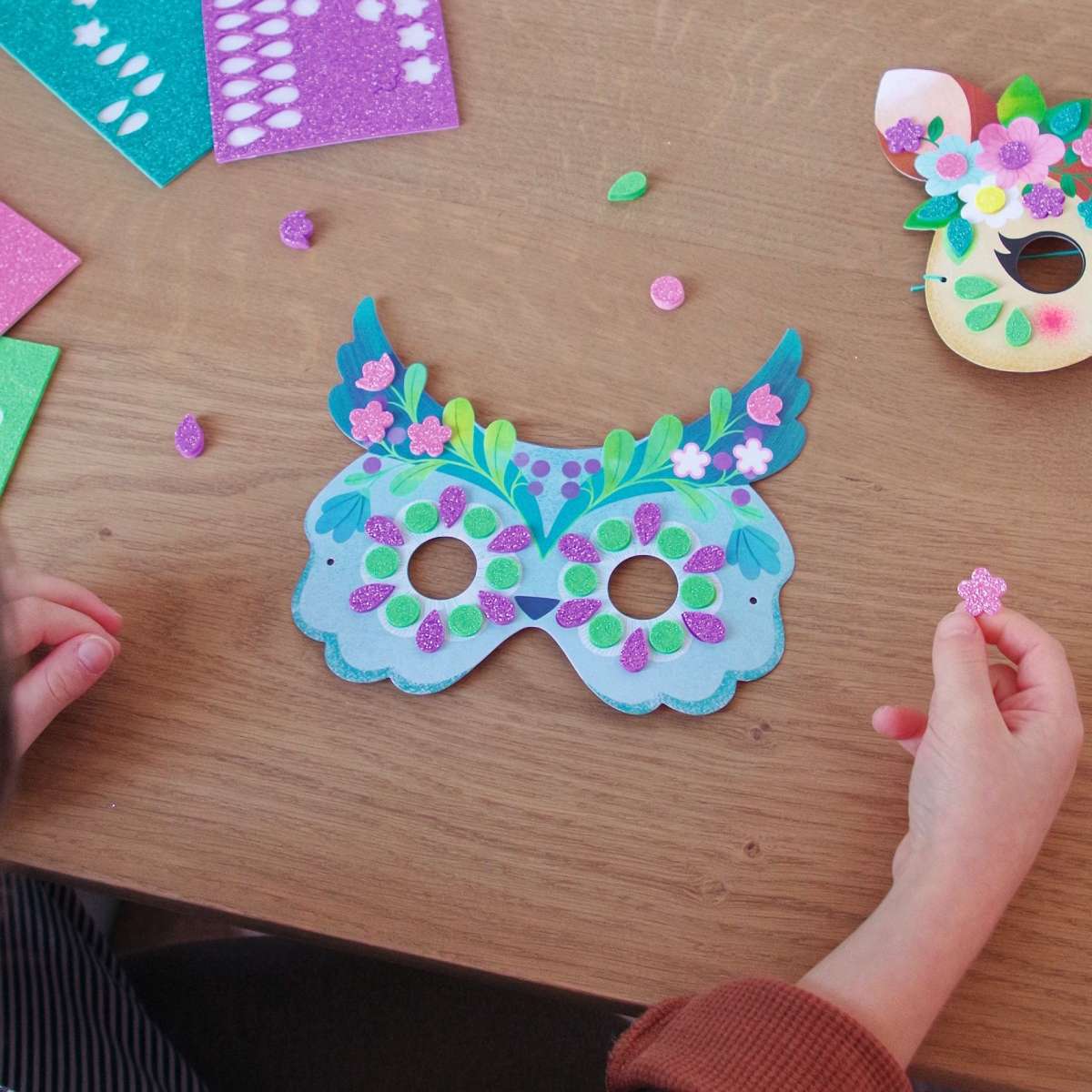 Djeco - 8 Mosaik Masken zum dekorieren - Tiere - DJ07936-AL3-RVB_1200
