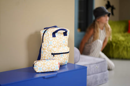 Kinderrucksack Smiley M von Engel mit gelbem Smiley-Gesicht und verstellbaren Trägern