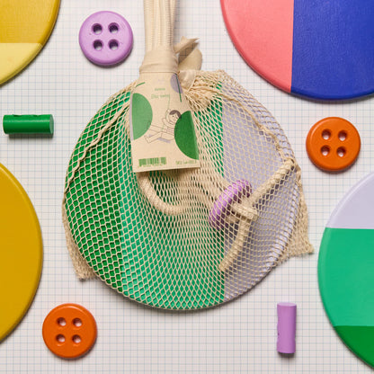 Grüne Disc Swing aus Holz von Eperfa zum Klettern und Schwingen