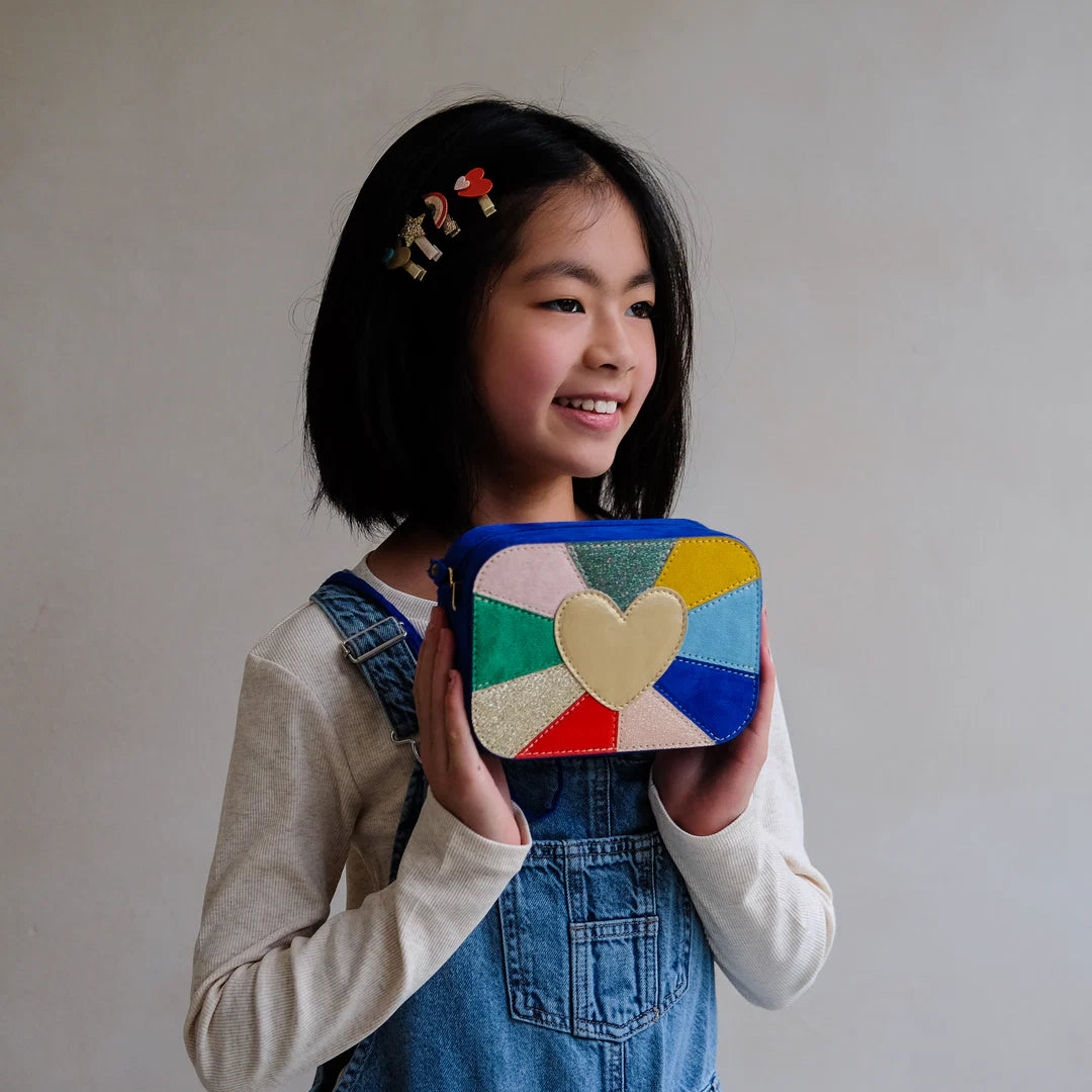 Kleine Handtasche Heartbeam Bag von Mimi & Lula mit verspieltem Design