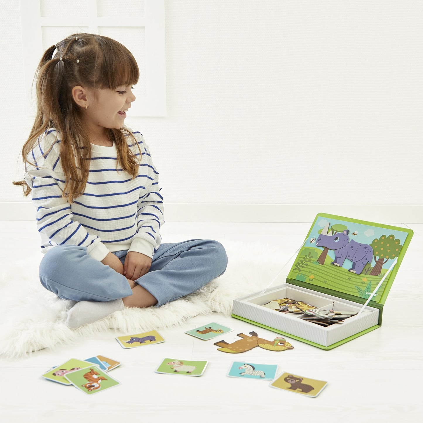 Janod - Magnetibook Tiere - J02723_R01_60