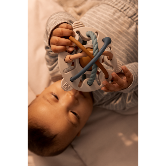 Liewood - Silikon Rassel Sandy mix Bild 2