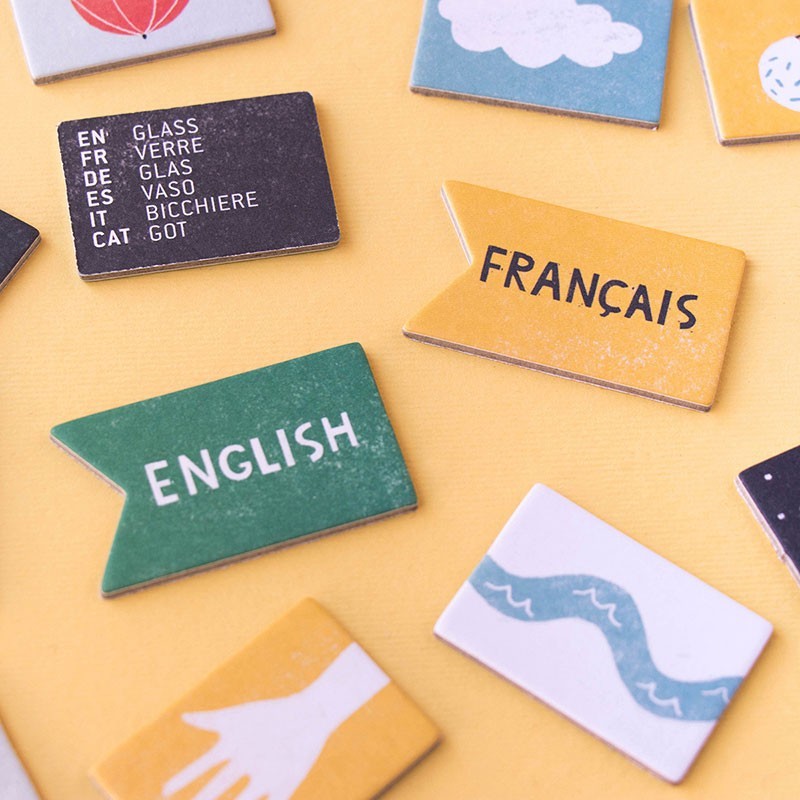 Pocket Game I Speak 6 Languages von Londji mit bunten Sprachlernkarten im Taschenformat