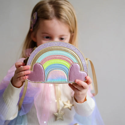 Kinderhandtasche Rainbow Bag von Mimi & Lula mit buntem Regenbogen-Muster