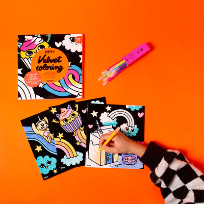 Samtmalvorlage Velvet coloring Kawaii von OMY mit süßen Figuren zum Ausmalen