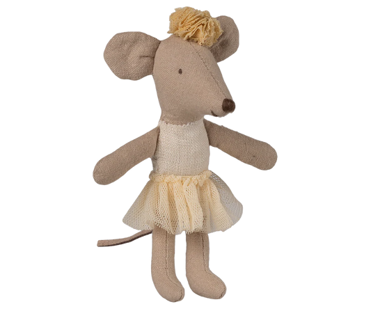 Kleine Ballerinamaus Maileg mit zartem Off-Weiß Ballettkleid und feinen Details