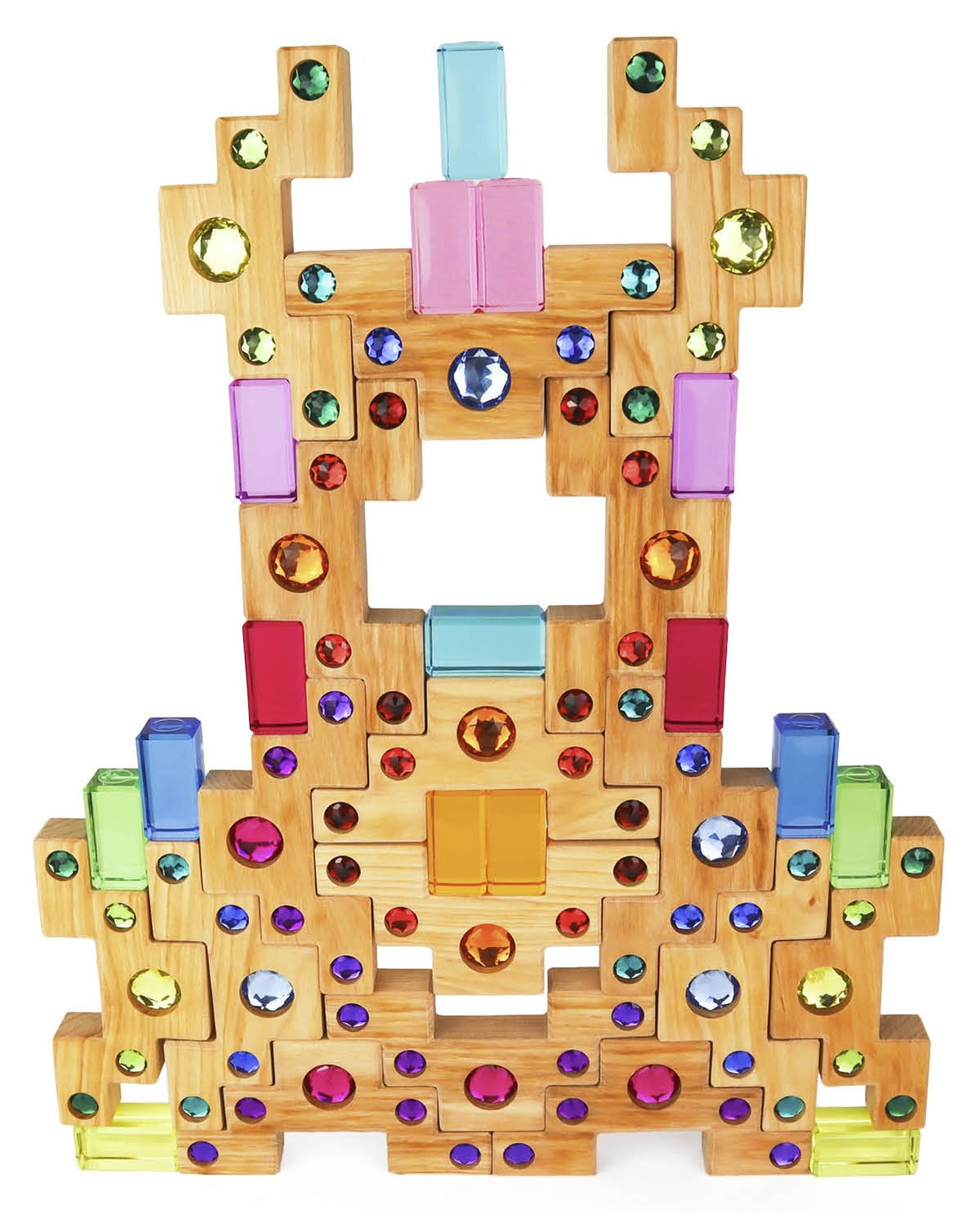 Turm aus Bauspiel Treppenklötzen mit Funkelsteinen und bunten Lichtbauquadern, frei gebaut