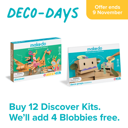Zwei Makedo Karton-Bausätze nebeneinander, Angebotsgrafik Kauf 12 Discover Kits, erhalte 4 Blobbies gratis