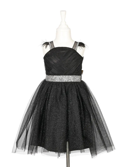 Souza Kostüm-Kleid Julietta auf Schaufensterpuppe, schwarzer Tüllrock mit Glitter-Gürtel
