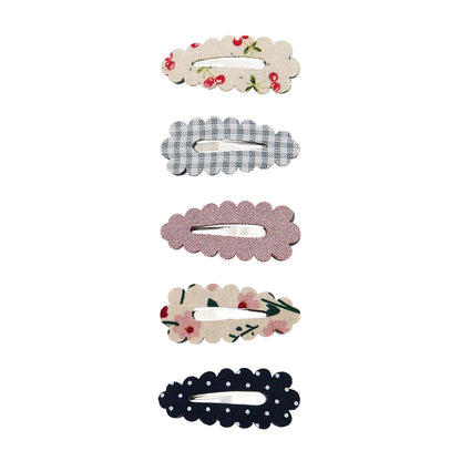 Kleine Haarspange mit gewelltem Rand von Mimi & Lula in zartem Design