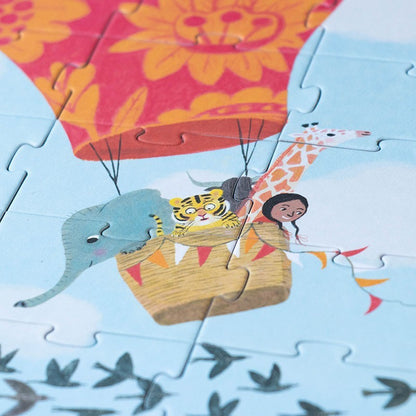 Londji Look Up Puzzle, Ausschnitt mit Elefant, Tiger und Kind im Korb unter Ballonen