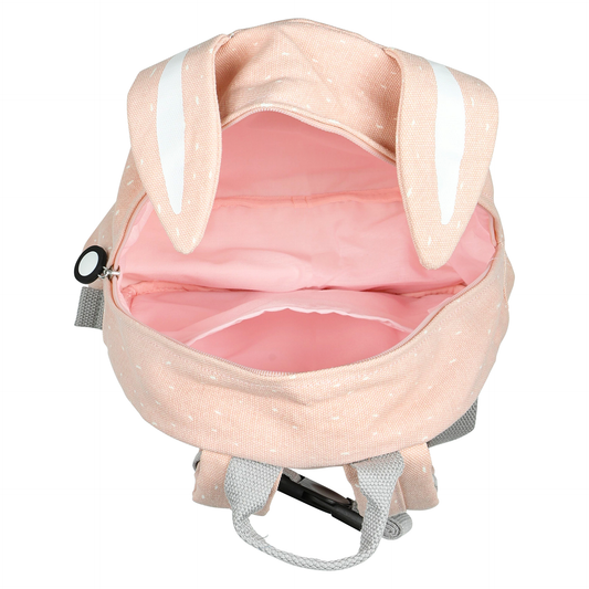Trixie Rucksack Mrs. Rabbit von oben geöffnet, beige Außenseite mit weißen Tragegriffen und rosa Innenfutter