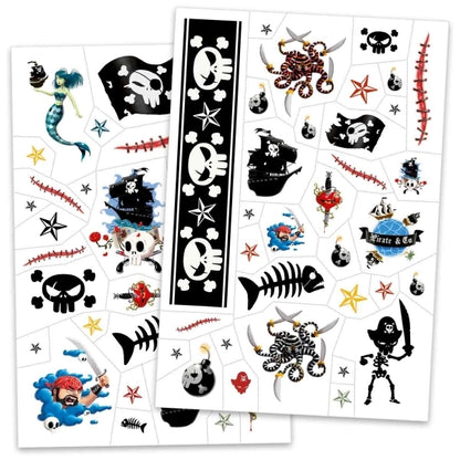 Temporäre Tattoos Djeco Piraten mit Motiven wie Totenkopf, Anker und Säbel