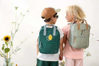 Kindergartenrucksack Lässig Square 7L Little Gang in Zitronengelb und Dunkelgrün mit gepolsterten Schultergurten
